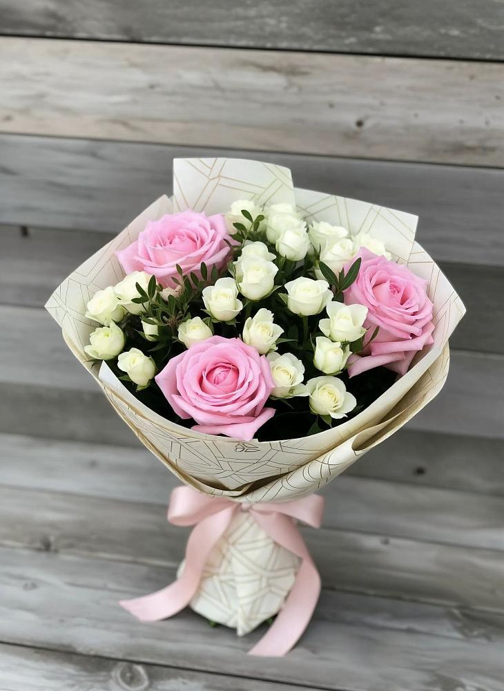 Букет цветов из: Розы в Бузулуке