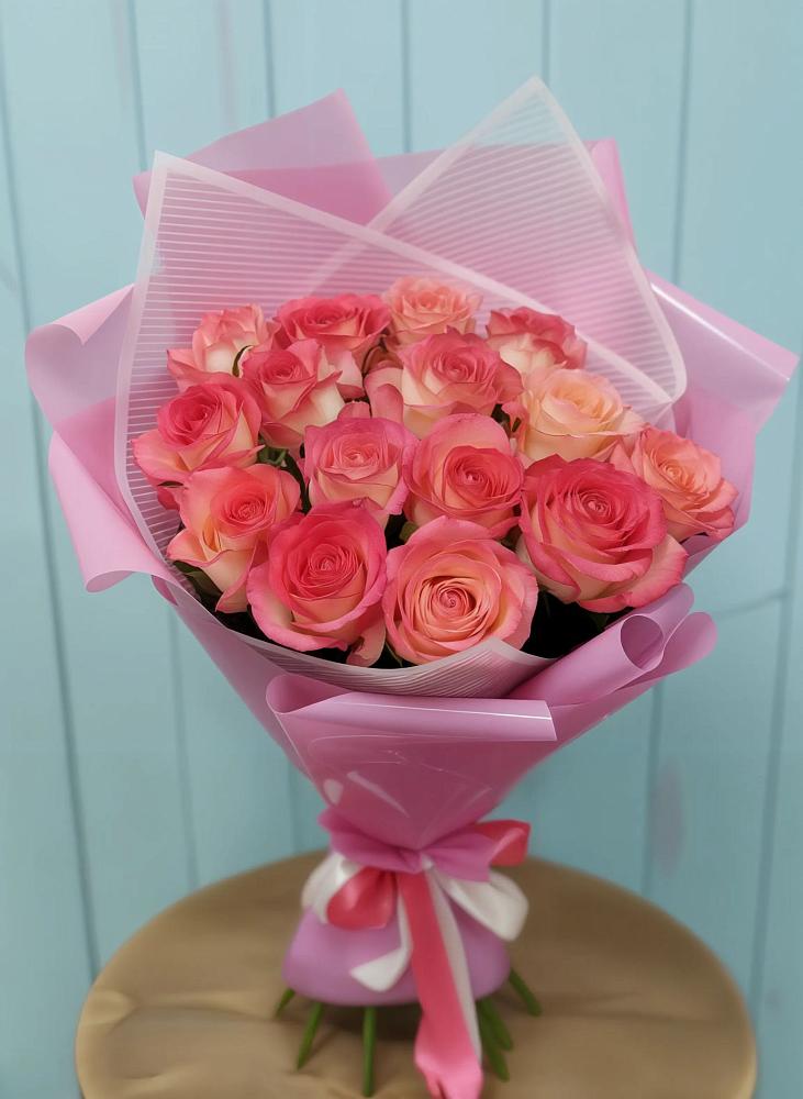 Букет 15 Розовых роз Равель в Бузулуке