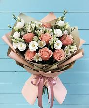 Букет цветов из:  Розы, Альстромерии и Лизиантусы в Бузулуке