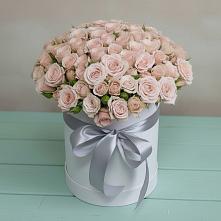 Цветочная композиция из Розы в шляпной коробке в Бузулуке