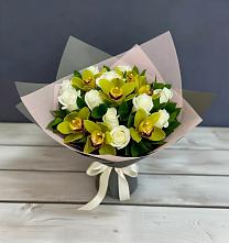 Букет цветов из:  Орхидеи и Розы в Бузулуке