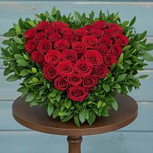 Цветочная композиция из Розы в виде сердца в Бузулуке