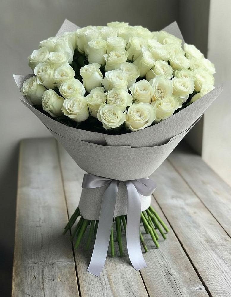 Букет 35 Белых роз в Бузулуке
