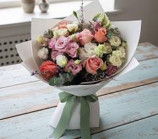 Букет цветов из:  Розы, Лизиантусы и Гвоздики #REPLACE_PRED# Бузулуке