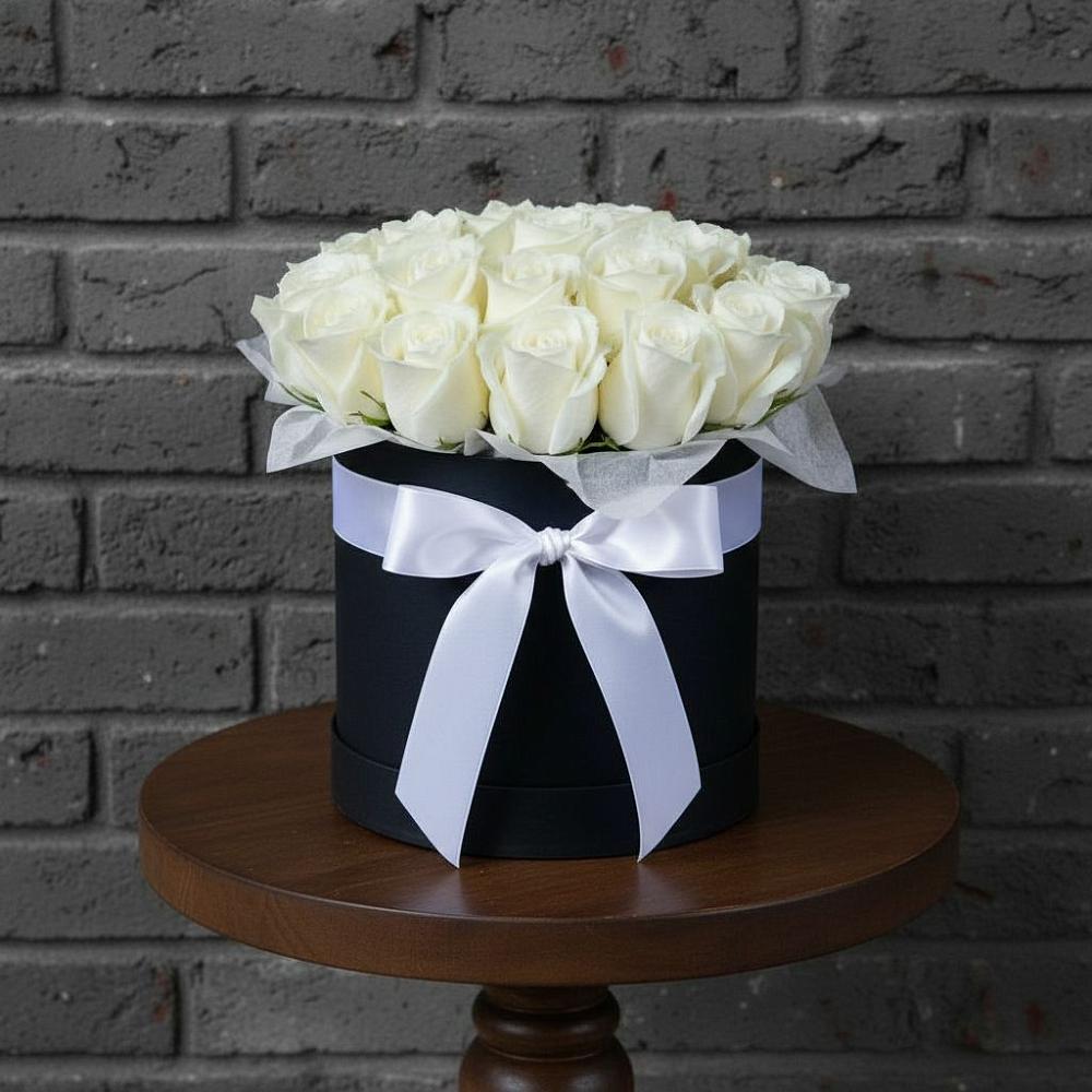 Цветочная композиция из Розы в шляпной коробке в Бузулуке