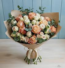 Букет цветов из:  Альстромерии и Розы в Бузулуке