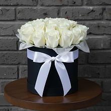 Цветочная композиция из Розы в шляпной коробке в Бузулуке